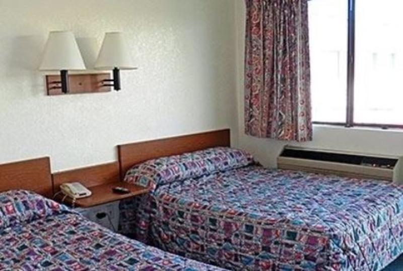 Rodeway Inn Fort Smith I-540 Экстерьер фото